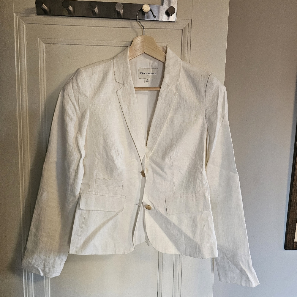 Banana Republic women's white Linen blazer